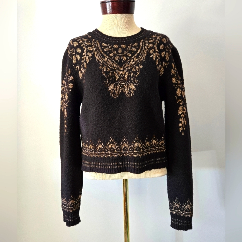 ZARA Black and Gold Wool Blend Crew Neck Sweater. Size Small